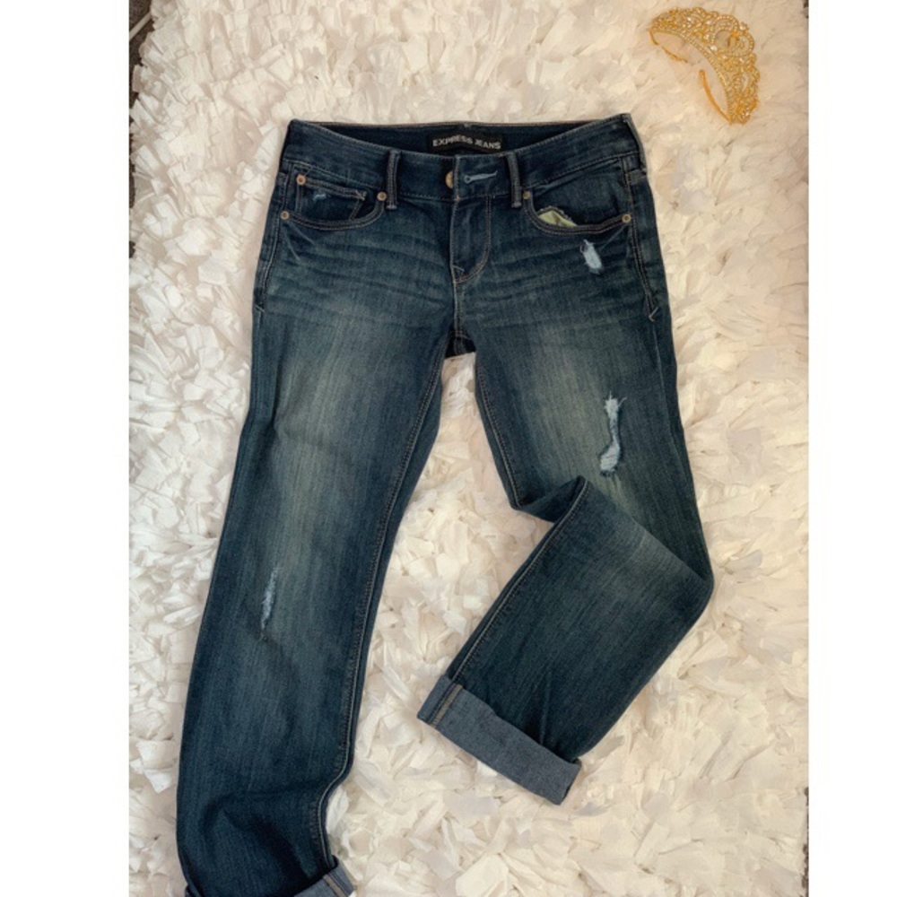 Boyfriend Cut Jeans - Picture 1 of 1